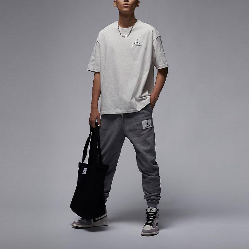Jordan Flight Essentials Logo Oversized Casual Short Sleeve T-Shirt With Dropped Shoulders Men Tops Sail DZ7314-134