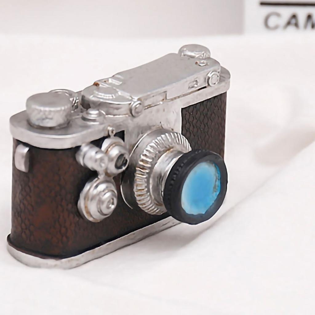 Retro Mini Statue Resin Desktop Artwork Home Ornament Decorative Props for Clothes Store Window