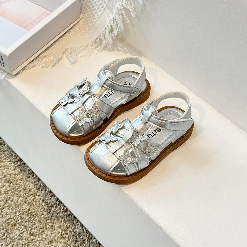 Kids Silver Glitter Butterfly Decor Closed Toe Sandals 22 серебряный