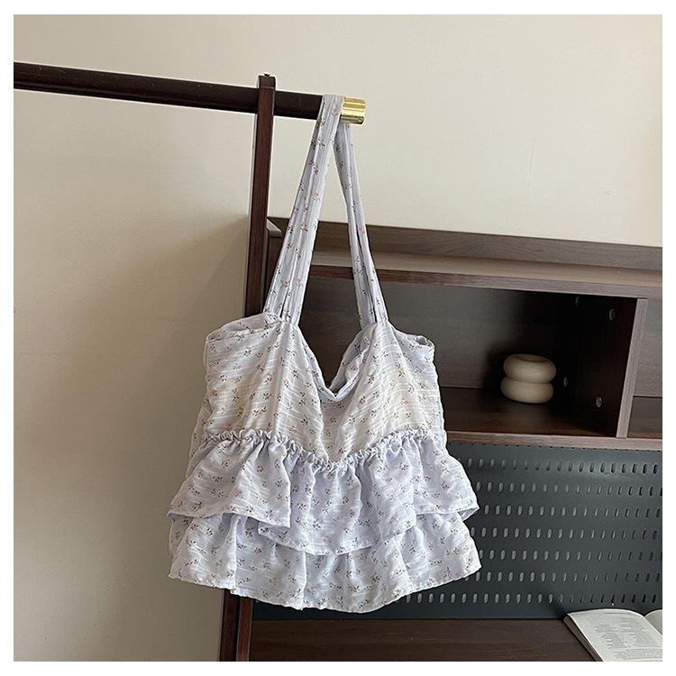 Fresh and sweet shoulder bag women's summer new fashionable versatile shoulder bag beautiful broken skirt handbag