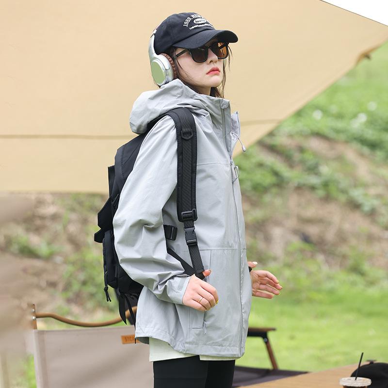 Autumn/Winter Outdoor Windproof Waterproof Seam-Sealed Couples  Jacket XL
