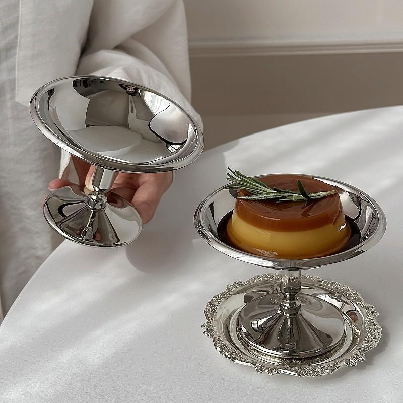 Retro 304 Stainless Steel Ice Cream Cup Fruit Yogurt Retro Style Dessert Cup Petal-Shaped Dessert Salad Bowl Dessert