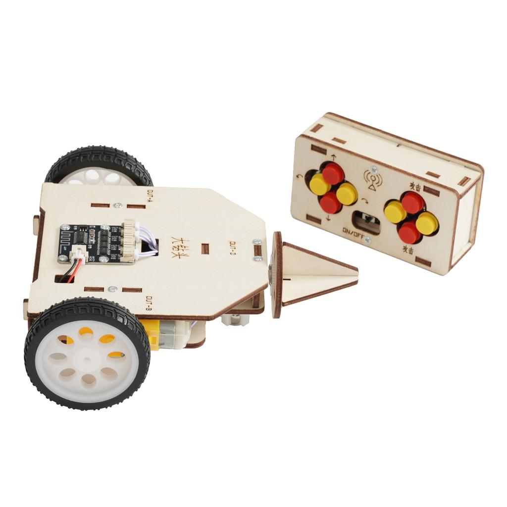 

Hand Wooden Assembled Remote Controlled Combat Vehicle Toy With Large Drill Bit