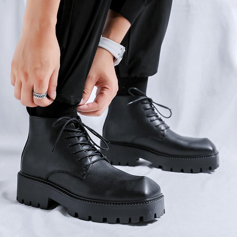 Thick soled men's leather boots Fashionable minimalist design style Outdoor leisure trend party  office autumn and winter shoes