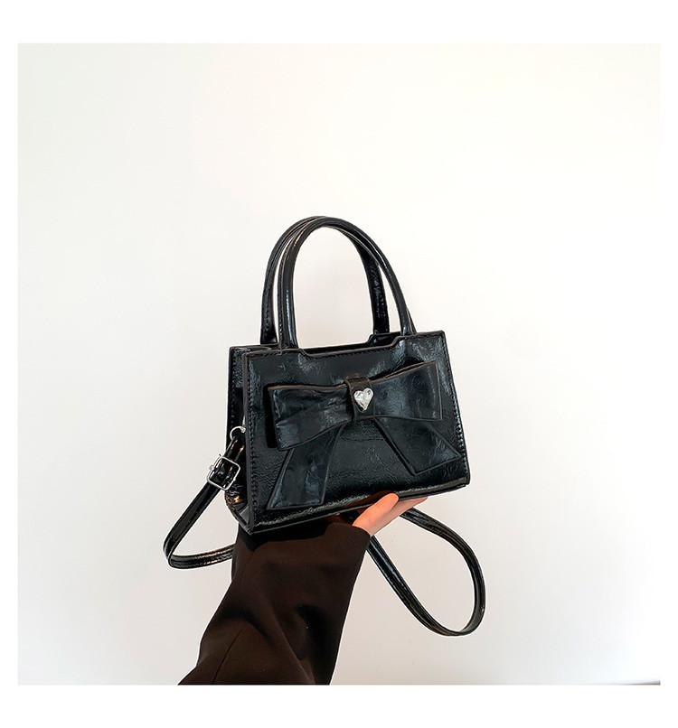 Stylish 2024 New Sweet Butterfly Knot Commute Single Shoulder Crossbody Handbag