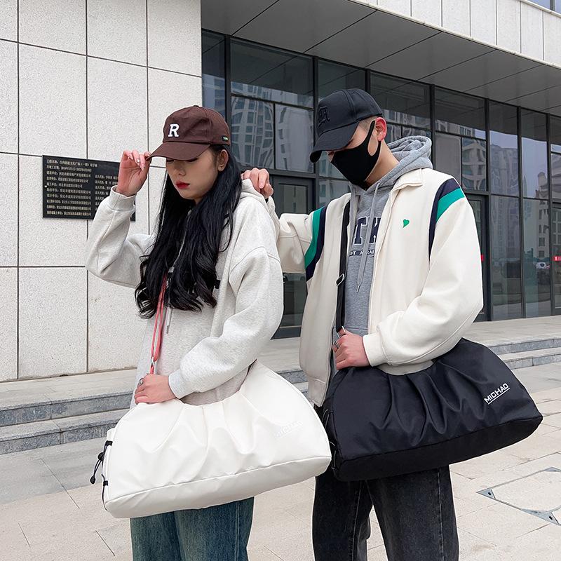 Lightweight Sports Gym Bag for Men and Women's Business Trip Short Travel Bag Portable One-shoulder Fashion Yoga Bag