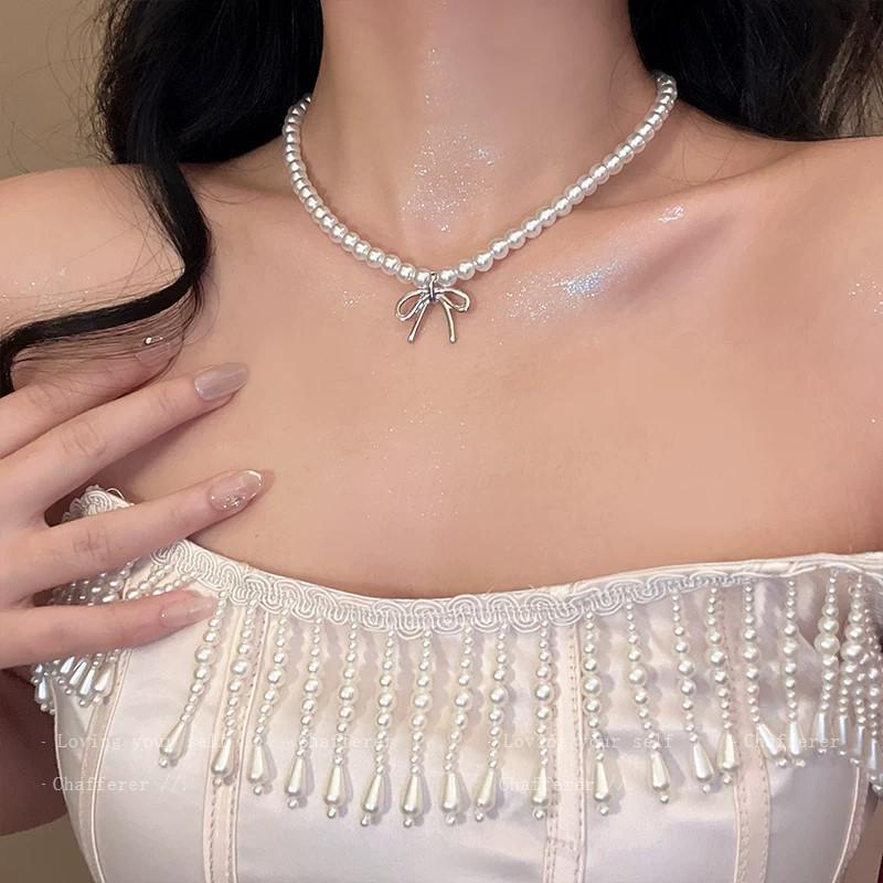 Elegant Ballet-Style Bow Pearl Necklace: Luxurious Clavicle Chain for Women