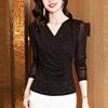 Moteriški juodi V formos iškirptės tinkliniai ilgomis rankovėmis marškiniai - Madingi pavasario/rudens viršutiniai drabužiai