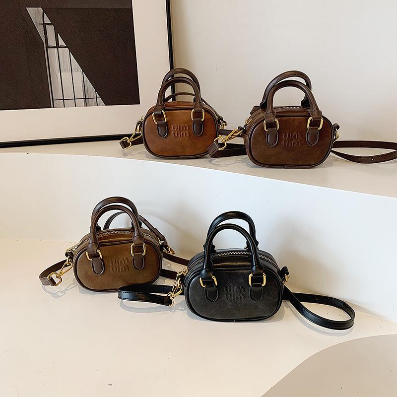 European and American Retro Women's Handbags, Foreign Style Solid Color Mini Pillow Bags, New Fashionable Versatile Messenger Bags