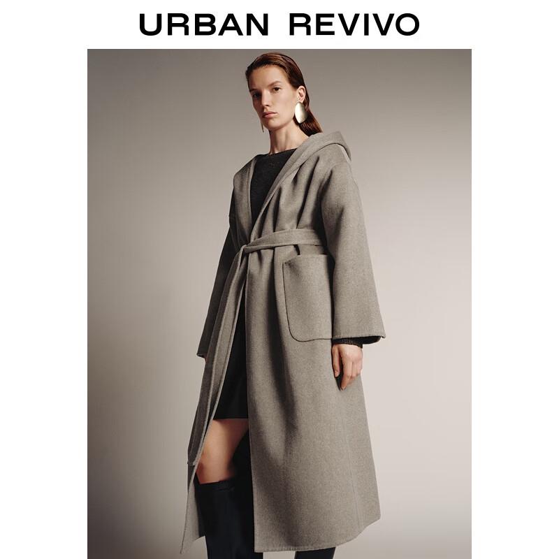 

Элегантное женское зимнее пальто с капюшоном и поясом от UR M