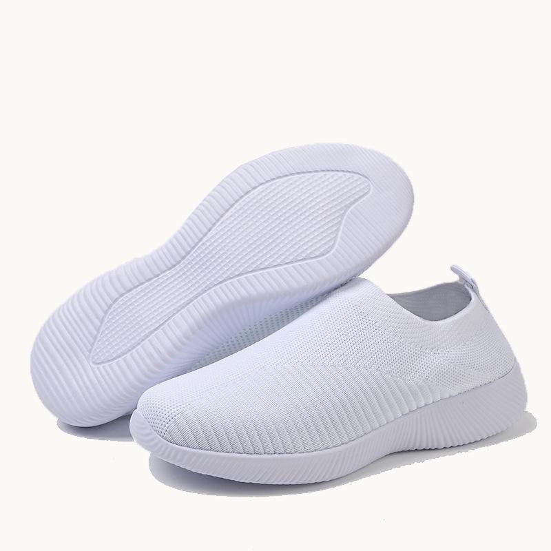 

Ultra-Light Flyknit Slip-On Dance Shoes for Middle-aged & Elderly Women - Comfortable Plus Size Option 40