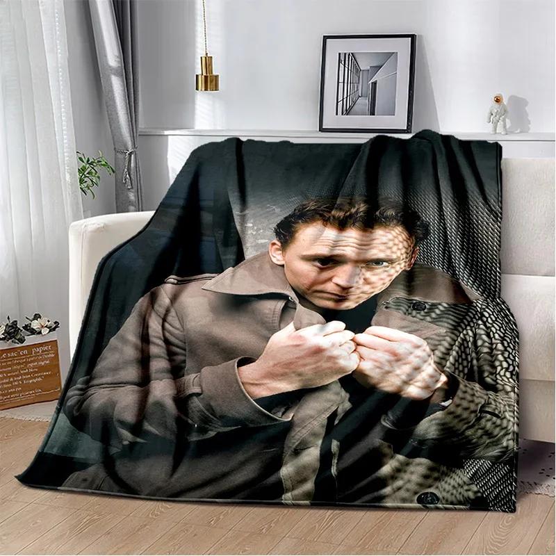 Tom Hiddleston Collage Plaid Actor Soft Plush Blanket,Flannel Blanket Throw Blanket for Living Room Bedroom Bed Sofa Picnic Kids
