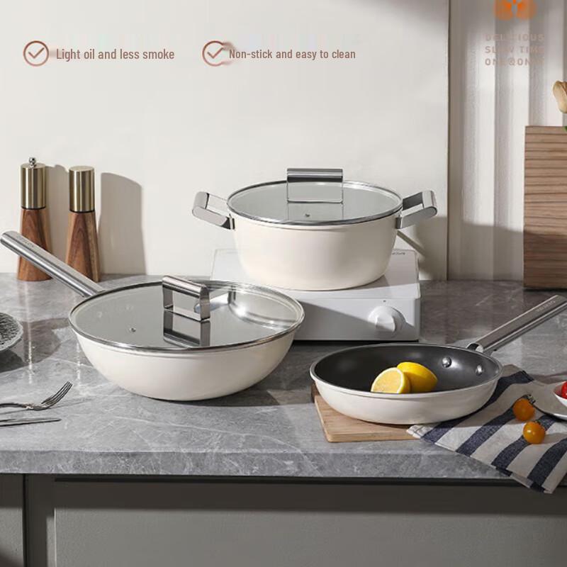 Deshlang Non-Stick Cookware Set (3-Piece)