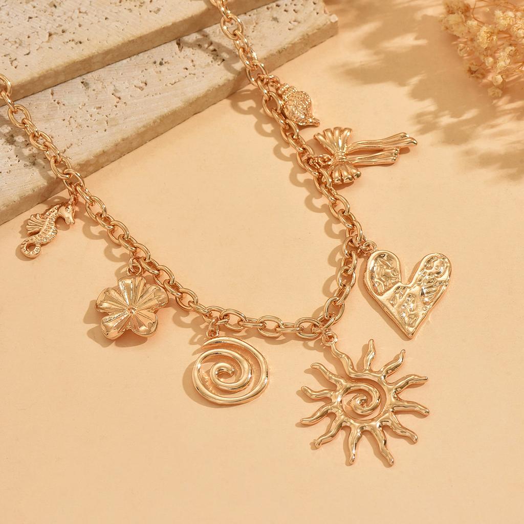Summer Multi element Pendant Necklace Versatile Punk Style Sun Heart Flower Decoration Collarbone Chain Vintage Women Jewelry