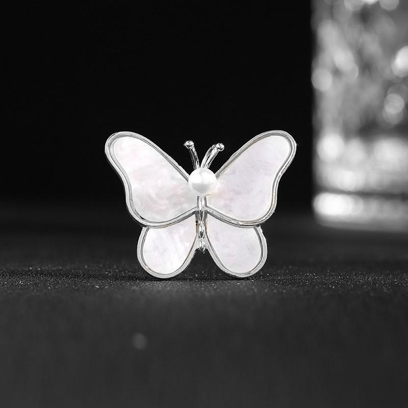 White Butterfly Brooch, Elegant Mother-of-Pearl Pearl Pin, Anti-Wardrobe Malfunction Corsage.