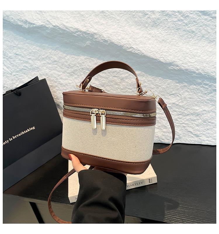 Popular Color Matching, Personalized Matte and Popular Trend, Leopard Print Design, Texture, Crossbody Shoulder Box, Small Square Bag for Women