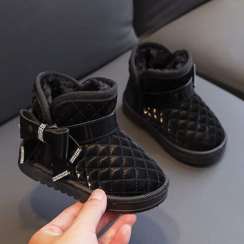 New Girls' All-Season Warm Waterproof Leather Snow Boots with Non-Slip Soles and Plush Lining – Ideal for Autumn and Winter.