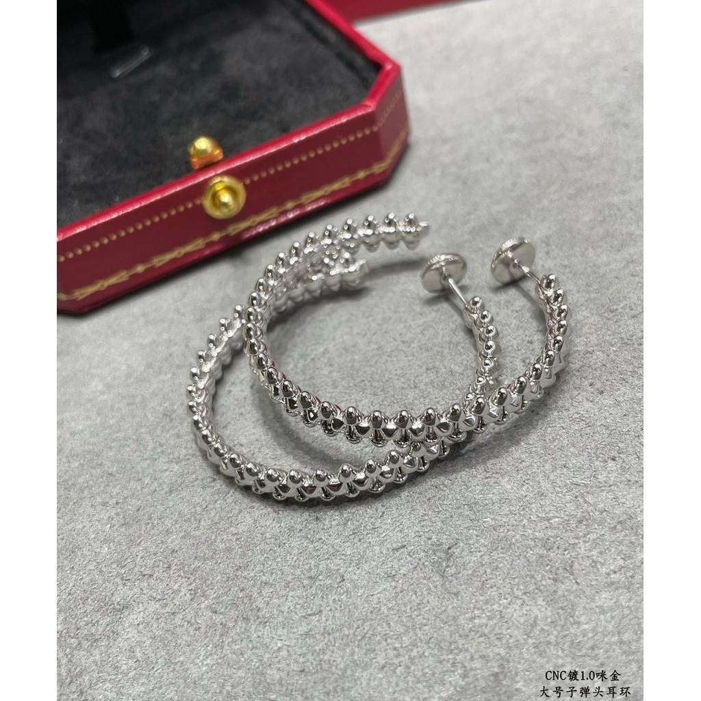 Ohrringe mit Patronenhülsen-Kopf, die Männer und Frauen tragen können, modisch und exquisit, hochwertig, kundenspezifisch, galvanisiert mit 18 Karat Gold