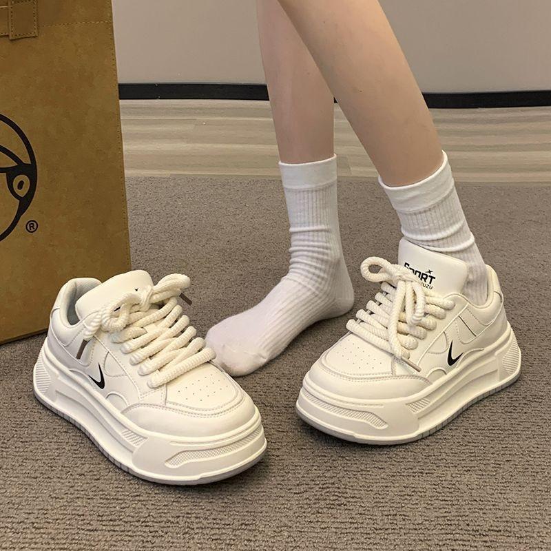 Super Fire Little White Shoes Women's Autumn Versatile Thick-soled High-end Board Shoes 2025 New Niche German Training Casual Sports Shoes