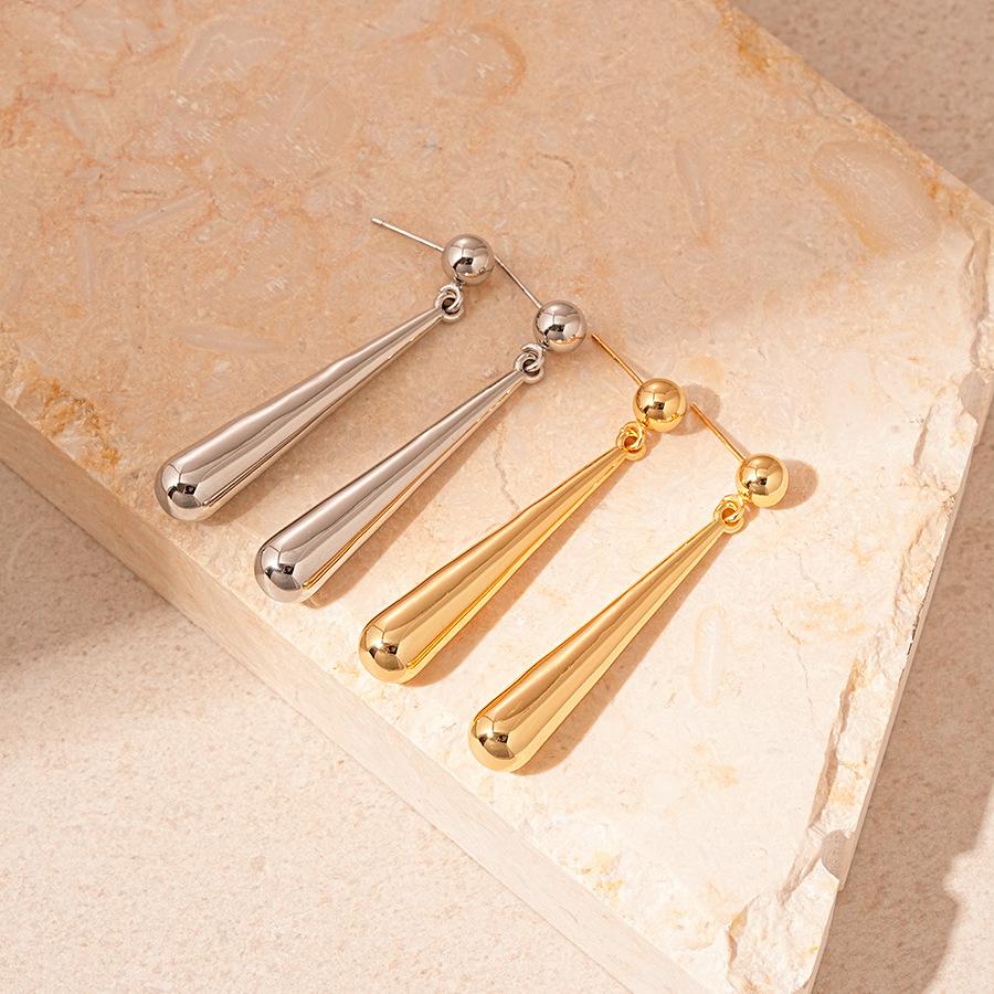 Simple Metal-sensitive Glossy Water Drop Silver Needle Earrings, European and American Commuter Niche Earrings, 