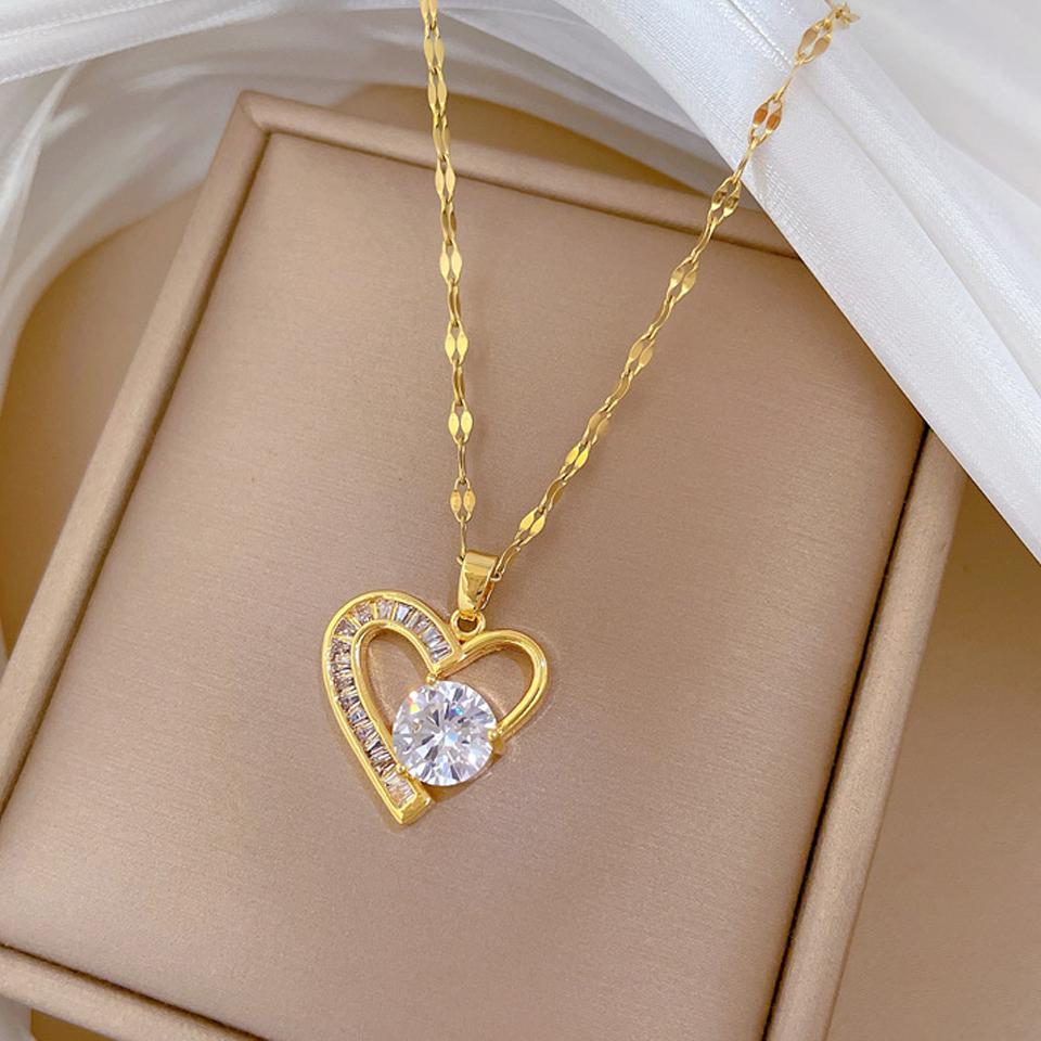 ZAKOL Exquisite Clear Zircon Heart-shaped Pendant Necklace for Women Gold Color Titanium Steel Chain Love Zircon Gift