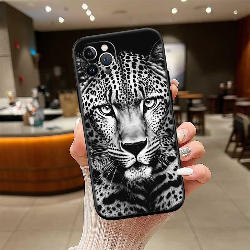 

UP2 Animal Leopard Phone Case for Samsung Galaxy M06 M15 M16 M35 M55 M56 A36 A42 A50 A50S A51 A52 A32 A33 A05 A05S A06 A16 A20 Galaxy M55