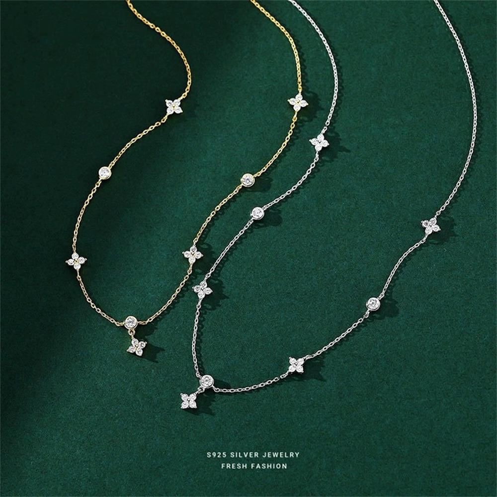 Barva D Náhrdelník s přívěskem z moissanitu pro ženy Řetízek se čtyřlístkovým jetelem Diamantový test prošel 925 Sterling Silver Jemné šperky