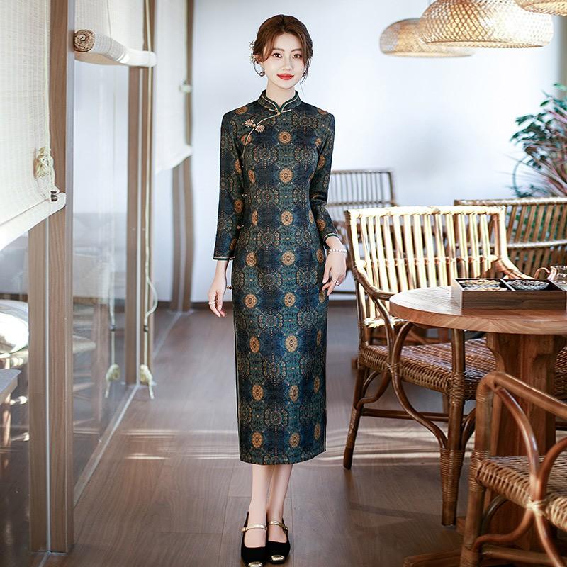 Womens Long Sleeve Chinese Style Dress With Stand Collar Side Zipper Vintage Fit-and-Flare Winter Outfit Medium