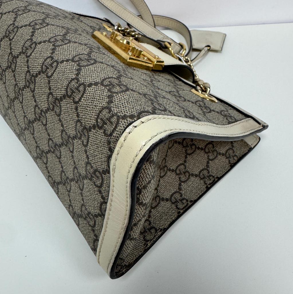 [Pre-Owned] Padlock Metal Lock Logo Tote Bag Shopping Bag Chain Bag Lock Buckle Handheld Crossbody Canvas Leather Shoulder Bag Small - Good #OM48O8