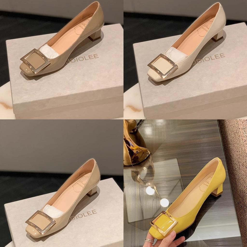 Sheepskin version~ Grape mother with the same new color temperament square head commuting high heels women's light mouth square buckle banana hee