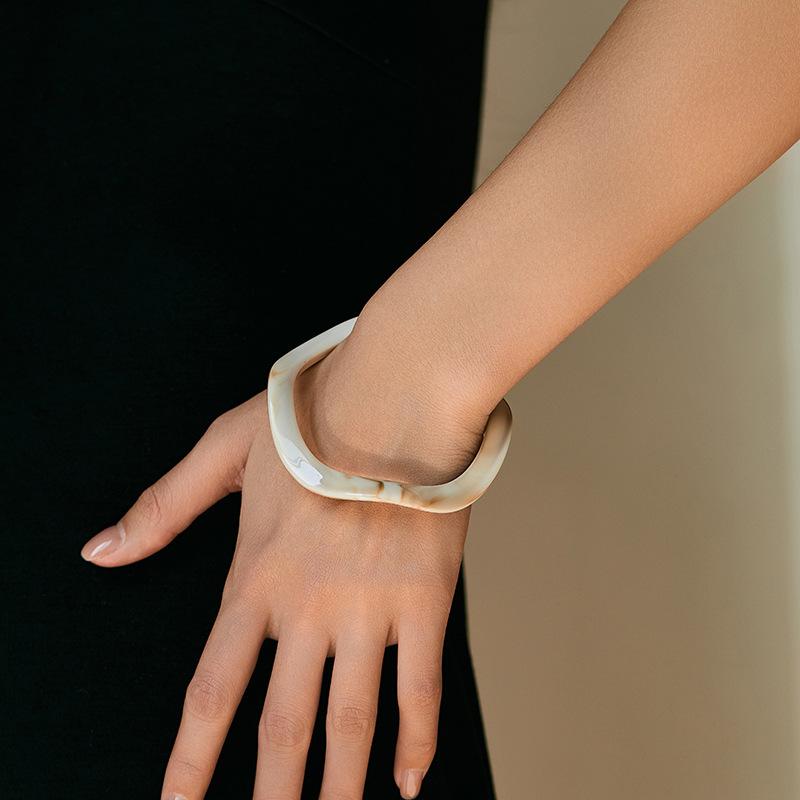 Bohemian Acrylic Bangle Geometric Hip Hop Irregular Wide Bracelet Europe American Style Exaggerated Retro Hand Ring Women