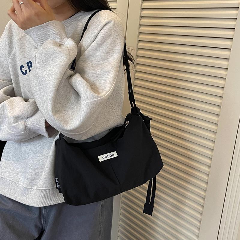 Casual Nylon Hobo Shoulder Bag with Zipper Closure Crossbody Purse for Women Daily Travel