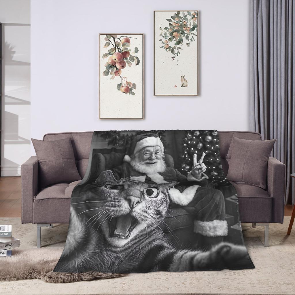 Cat Selfie with Santa Soft Warm Blanket Children Plush Throw Blanket Funny Couch Bed Flannel Bedspread Sofa Bed Cover