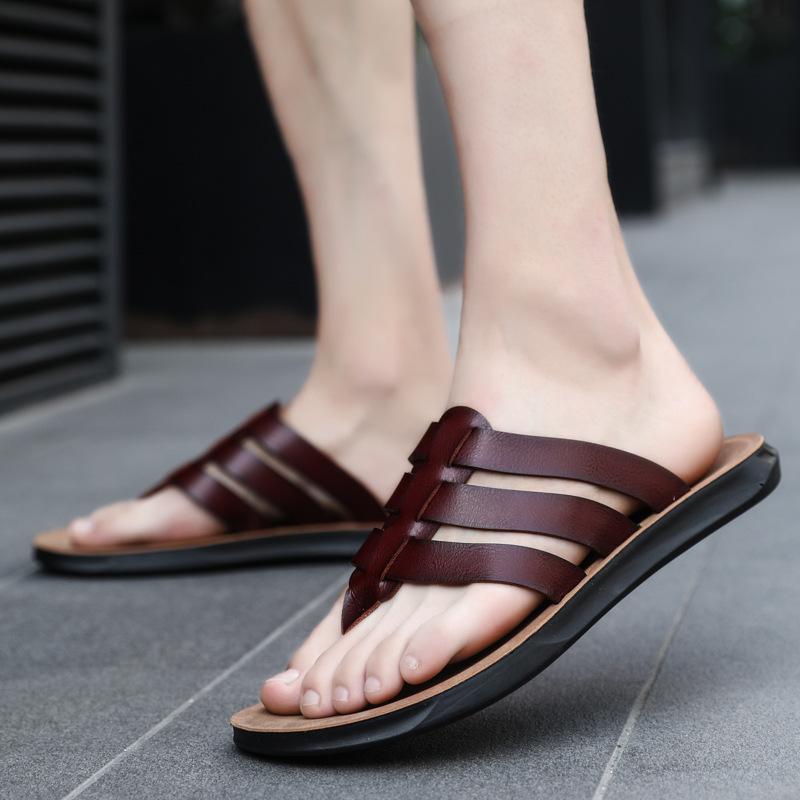 Summer Open toe Beach Slippers Men's Leather Flip Flops Comfortable Cushion Walking Sandals Slip On Indoor Outdoor slippers