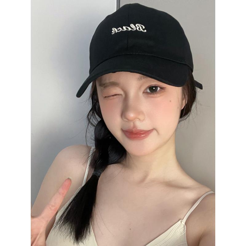 

Простая вышивка мягкий верх бейсболка мужская и женская весна и лето стиль колледжа модная парная универсальная кепка чёрный