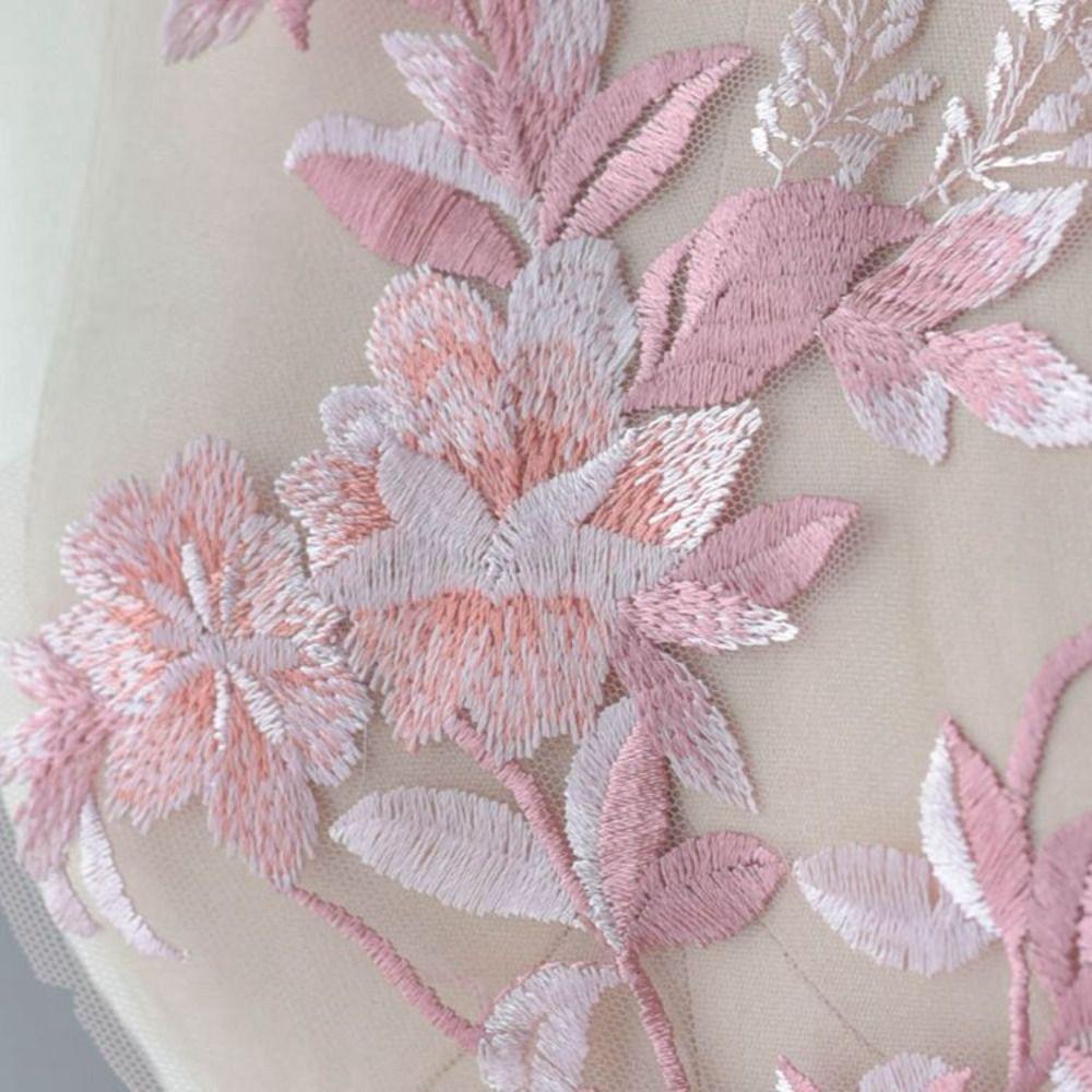 Mesh Bottom Flower Embroidery Patch Lace Trim Floral Design Applique Lace Fabric Applique Sew On Embroidery Flower Patch