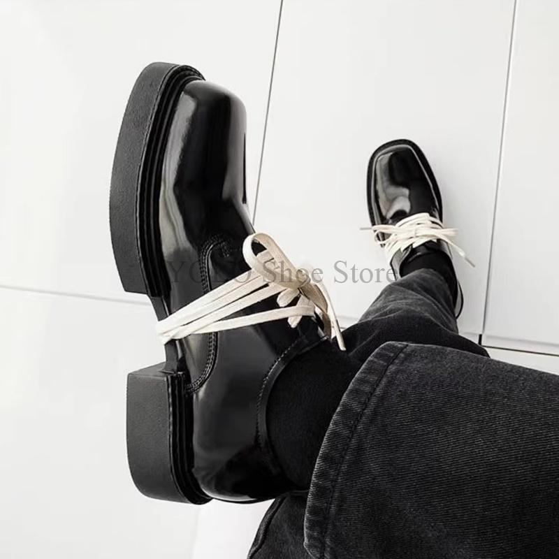 Sznurowane męskie buty typu derby w zestawie w stylu retro, eleganckim, kontrastowe kolory, wnękowy design, lakierowana skóra, kwadratowa główka, gruba podeszwa, proste nowe