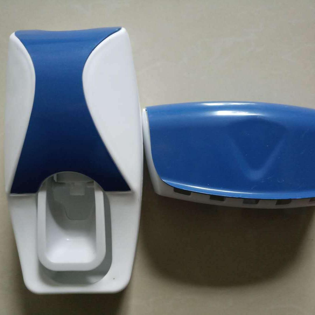 

Japanese Waterproof Toothbrush Holder with Lid - Bathroom Shelf