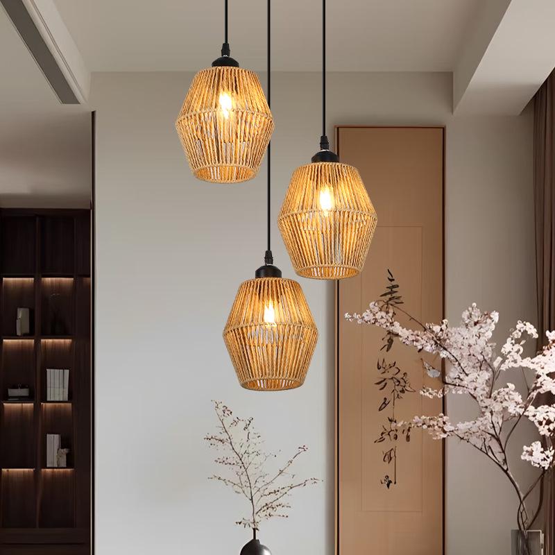 Japanese Bamboo Lantern: Retro Woven Pendant Light for Tea Room or Restaurant