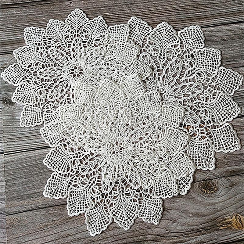 Sottopiatto Sottobicchiere Piattino Piatto Ciotola Cuscino da Tavola Ricamato con Fiori Bianchi Romantici Francesi Decorazione per Camera da Letto Studio Soggiorno Cucina per la Casa
