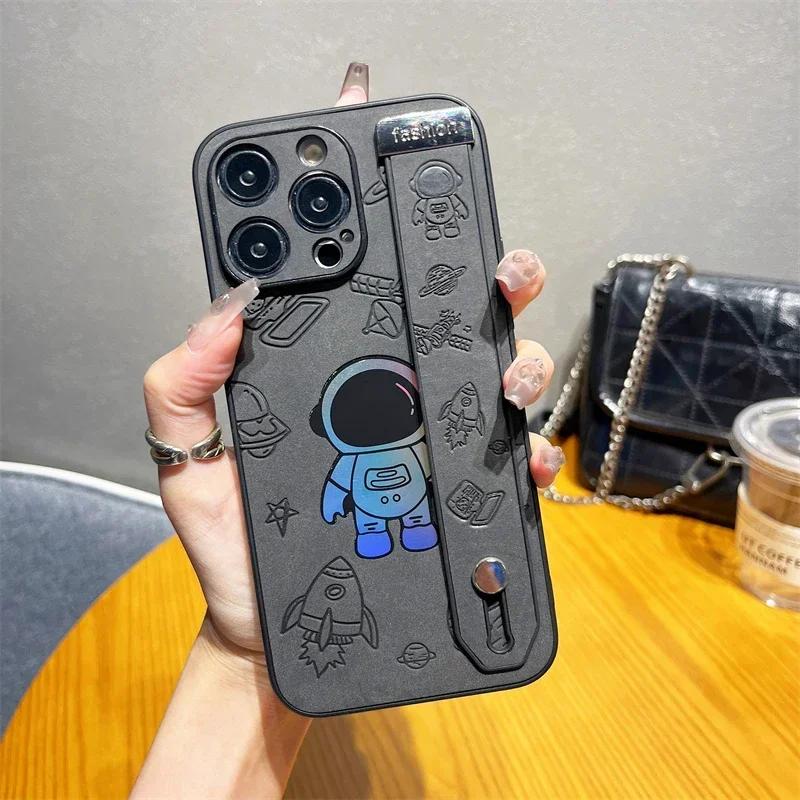 Luxury Laser Astronaut Wrist Strap Holder Leather Case for IPhone 15 14 13 12 Pro Max Plus 11 IPhone13 IPhone15 ProMax i15 Cover