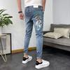 Herren Koreanischer Stil Slim Stretch Jeans mit Bärenprint - Trendige Europäische Mode Skinny Hosen für Frühling und Sommer