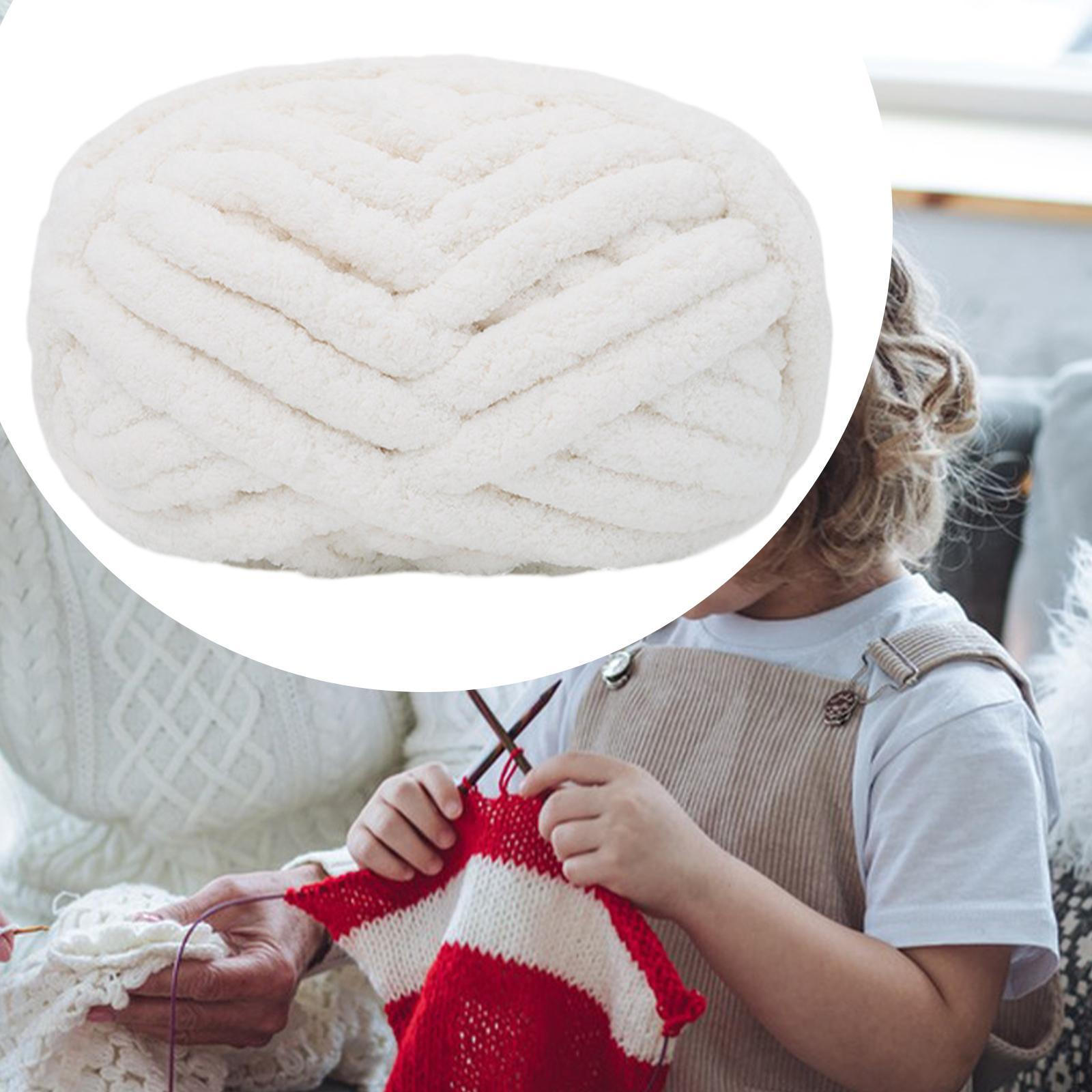 

Масивна вовняна пряжа Jumbo ручної в’язки, в’язана гачком, об’ємна вага для рукодільних капелюхів White