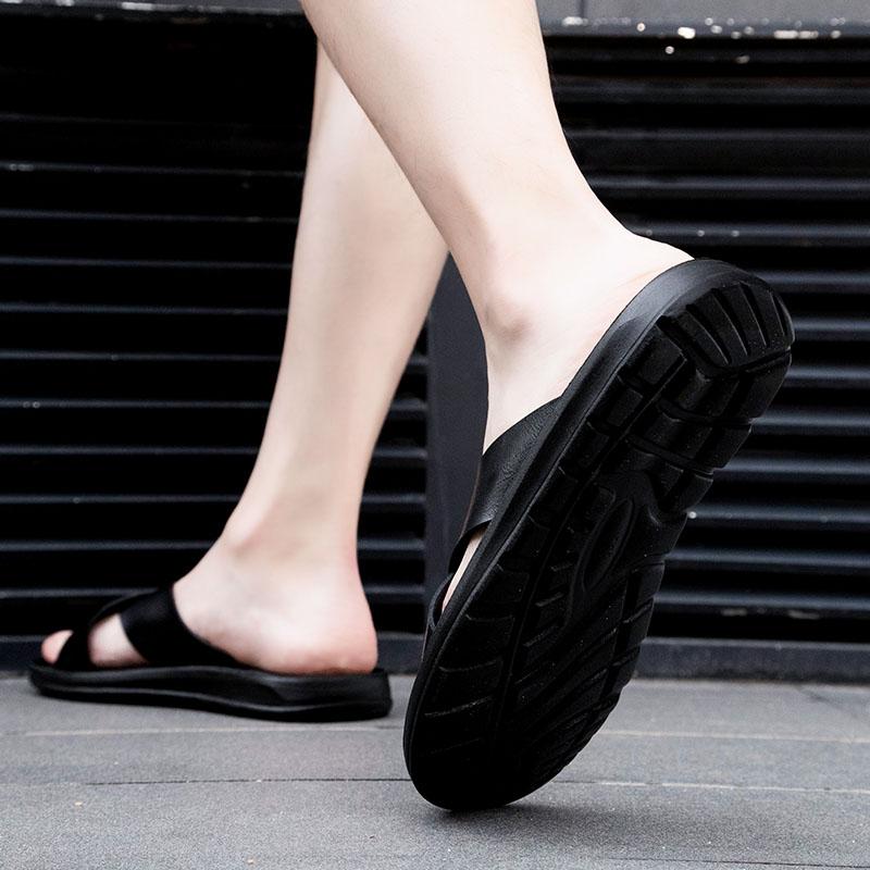 Fashion Men Shoes Italian Leather Slippers Men Beach Summer Shoes High Quality Big Size 38-47 Slip on Flats Male Flip Flops Mens Sandals
