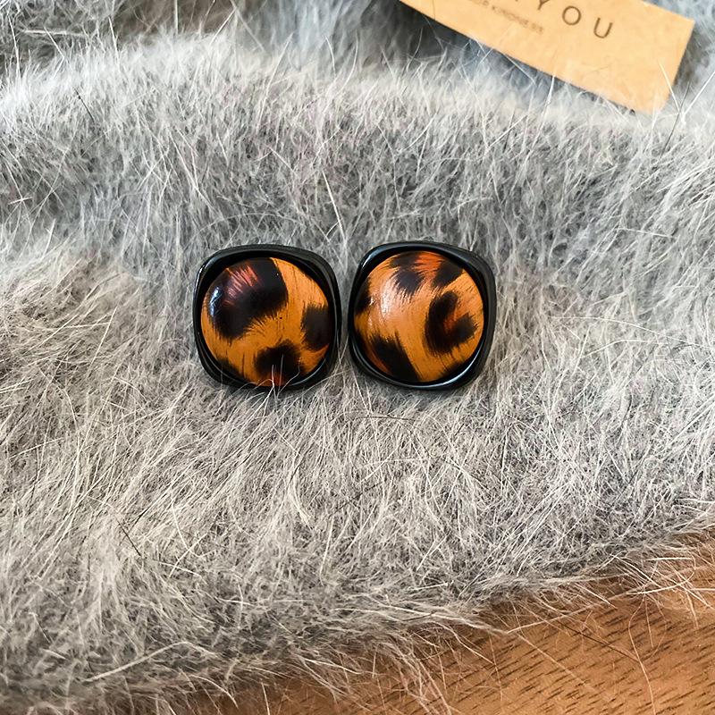 Love Geometric Artificial Tiger's Eye Stone Stud Earrings Retro Maillard Earrings Light Luxury Earrings