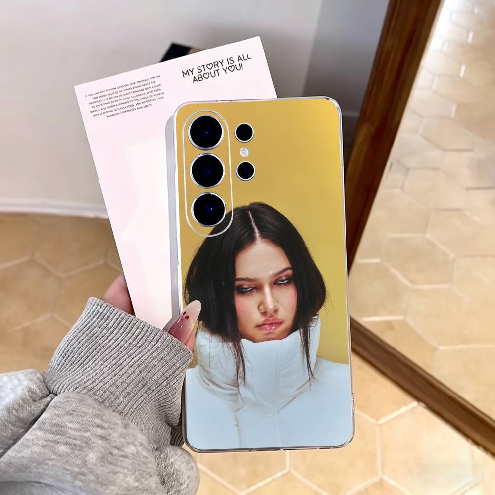 Smoky-voiced singer Sienna Spiro Phone Case For Samsung S25,S24,S21,S22,S23,S30,Ultra,S20,Plus,Fe,Note,10,9,5G Transparent Cover Samsung S10