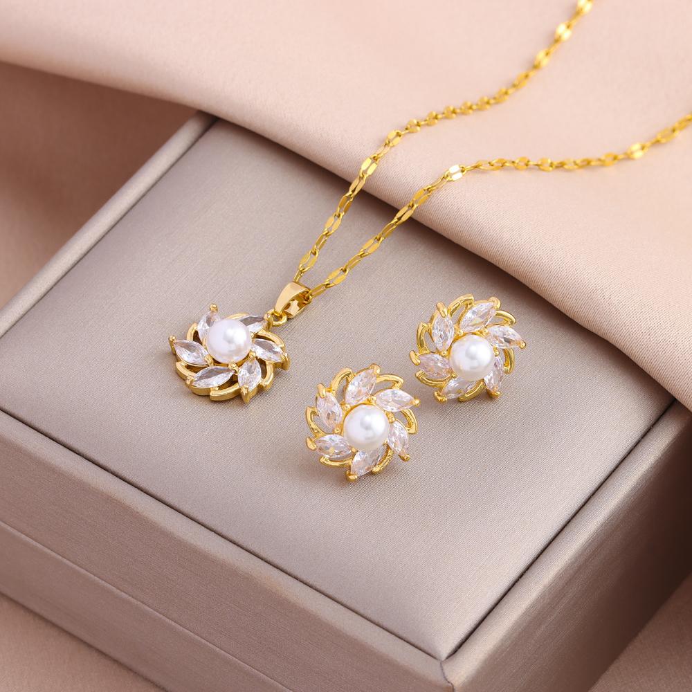 New Fashion Gold Plated Necklaces Earrings Sets For Women Female Trendy Party Jewelry Girls Daily Wear Neck Chain Earrings