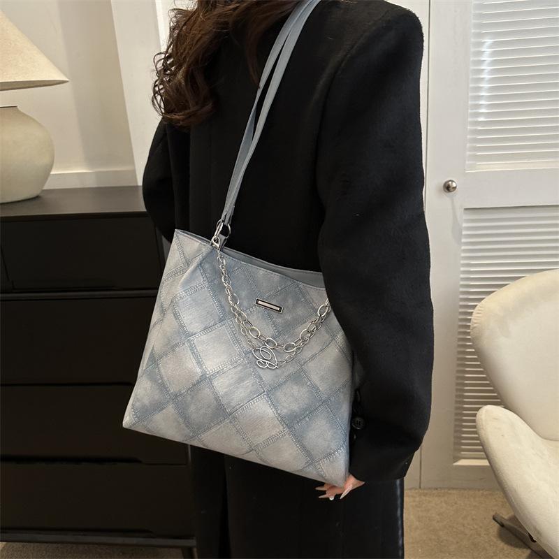 Korean Version of Large-capacity Underarm Bag for Women In Winter New Casual Tote Bag Fashionable Korean Version of One-shoulder Crossbody Bag