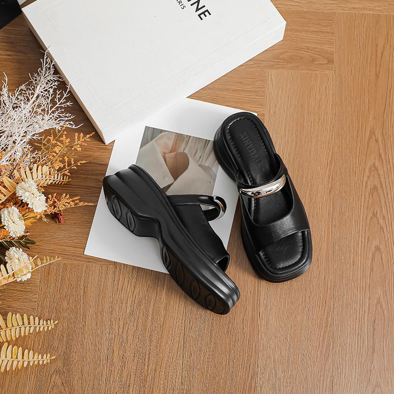 Niche literary and artistic slippers women's 2025 summer new versatile metal flat bottom Mary Jane retro temperament cool slippers