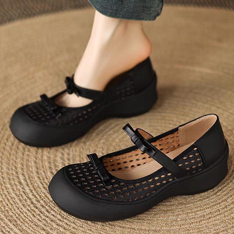 French retro style fashion women's commuting word with round head platform casual shoes shallow mouth single shoes hollow hole sandals